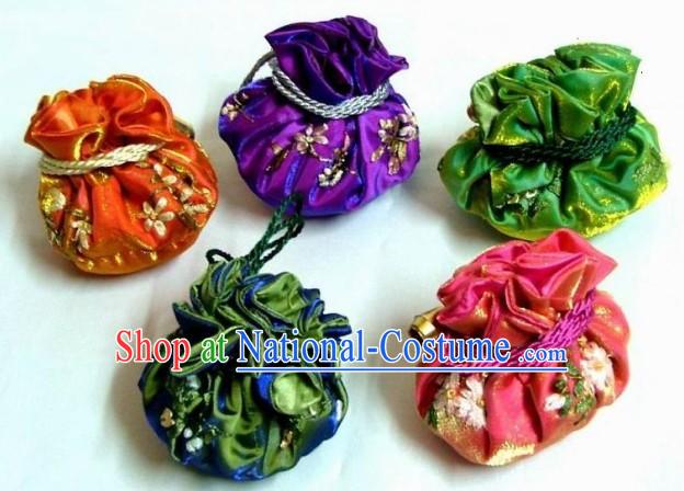 Chinese Classic Hand Made Furling Purse-Chrysanthemum