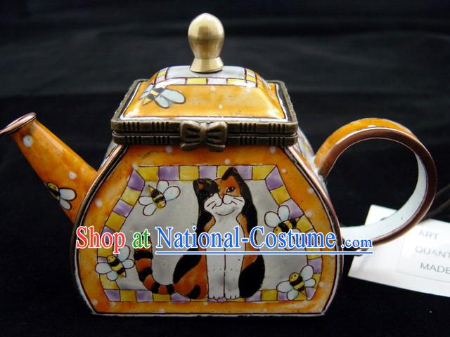 Chinese Hand Painted Enamel Craft-Cat Playing with Bee