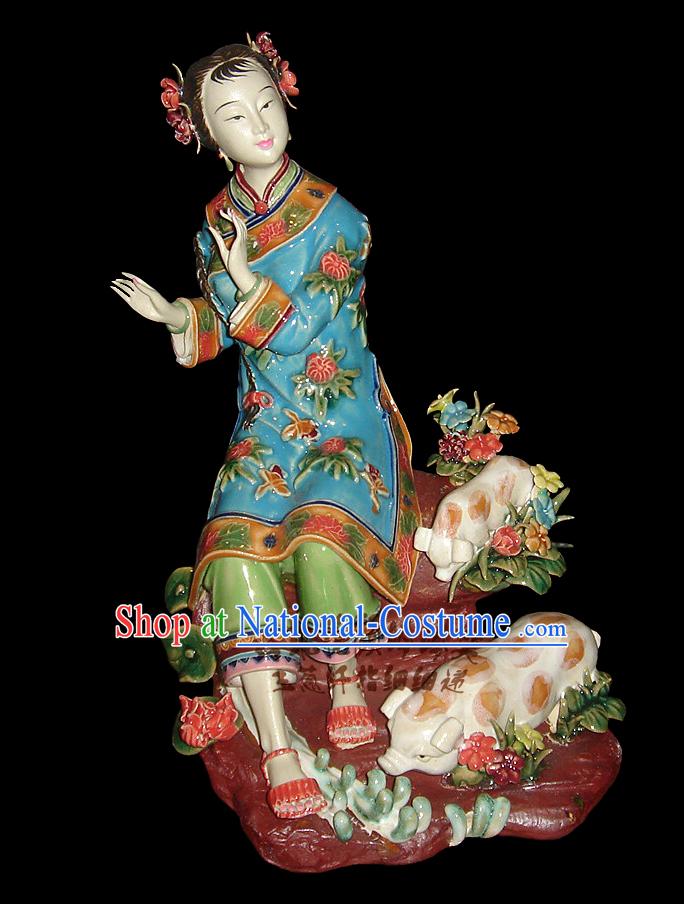 Chinese Stunning Porcelain Collectibles-Ancient Woman With Pigs