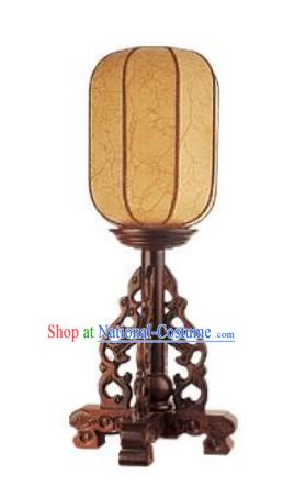 Chinese Traditional Palace Wood Reading Lantern