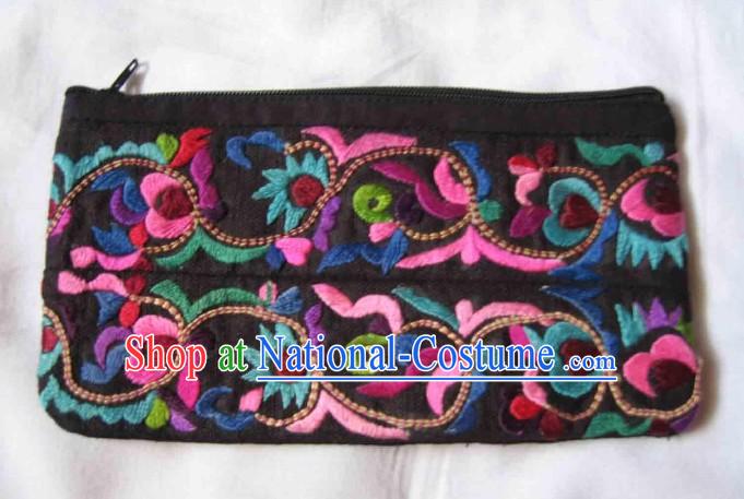 Chinese Large Miao Minority Silk Thread Hand Embroidery Purse