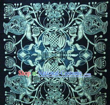 Chinese Classical Batik Tablecloth-Double Fishes Playing Water