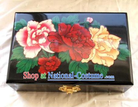 Archaize Chinese Colored Drawing Making Up Peony Casket