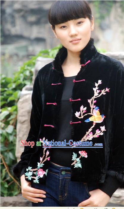 Chinese Stunning Handmade and Embroidered Birds Velvet Overcoat for Women