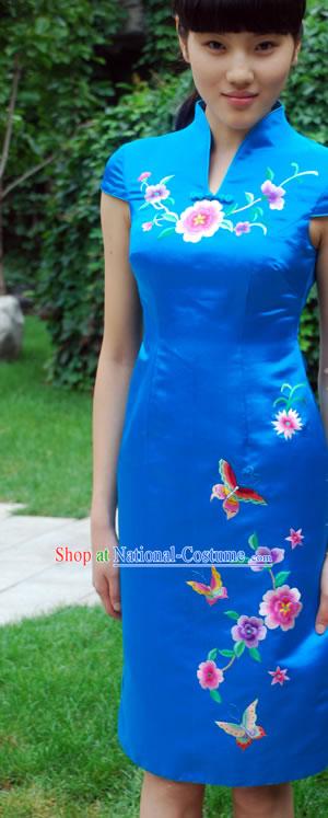 Chinese Traditional Mandarin Hand Embroidered Silk Cheongsam _Qipao_