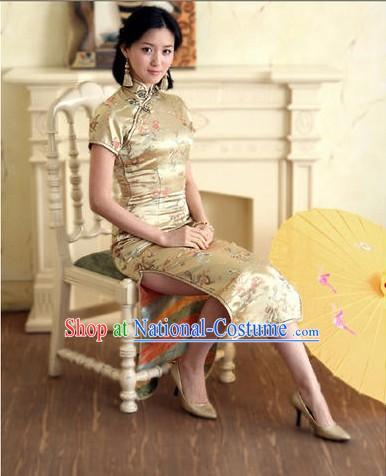 Chinese Classical Beige Phoenix and Dragon Pattern Cheongsam _Qipao_