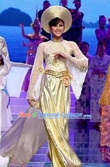 Vietnamese National White Silk Costume and Hat Set