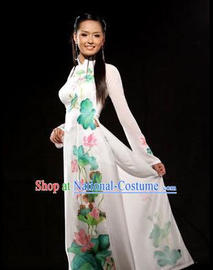 Vietnam Classic White Lotus Costume and Hat Set