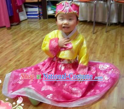 Ancient Korean Baby Girl Handbok to Celebrate One Full Year of Life