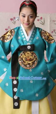 Traditional Korean Hanbok Dress Set