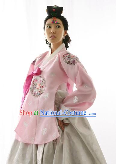 Traditional Korean Wedding Hanbok for Bride