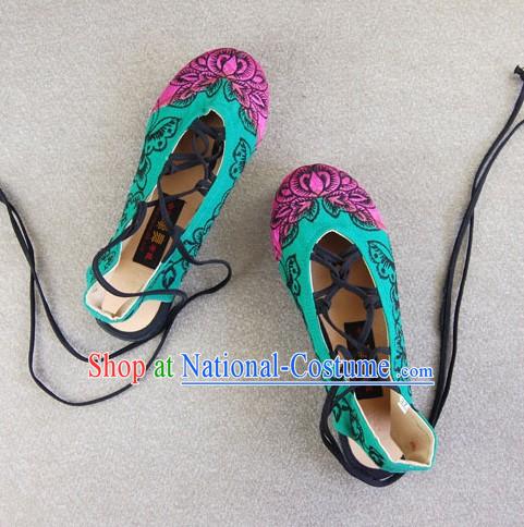 Chinese Handmade Cloth Shoes