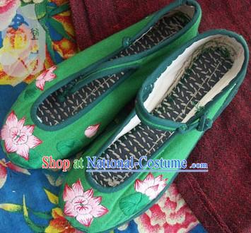 Chinese Traditional Embroidery Lotus Shoes