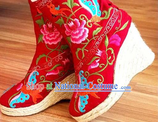 Chinese Hand Made High Heel Embroidery Boots