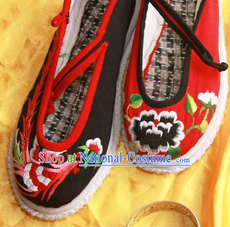 Chinese Traditional Embroidery Phoenix Shoes