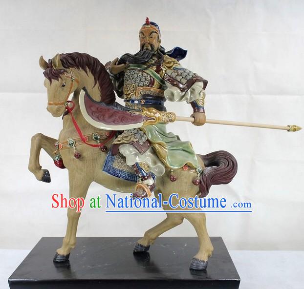 Qian Li Zou Dan Ji Guan Gong Shiwan Ceramic Sculpture Figurine