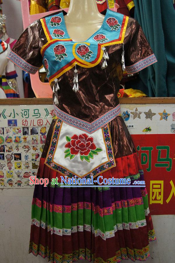 Traditional Chinese Minority Clothing