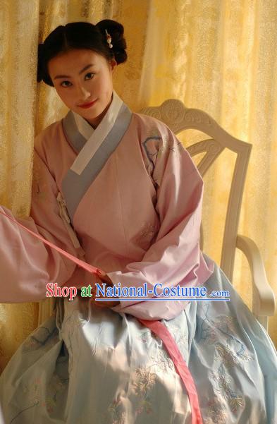 Ming Dynasty Beauty Clothing Complete Set for Women