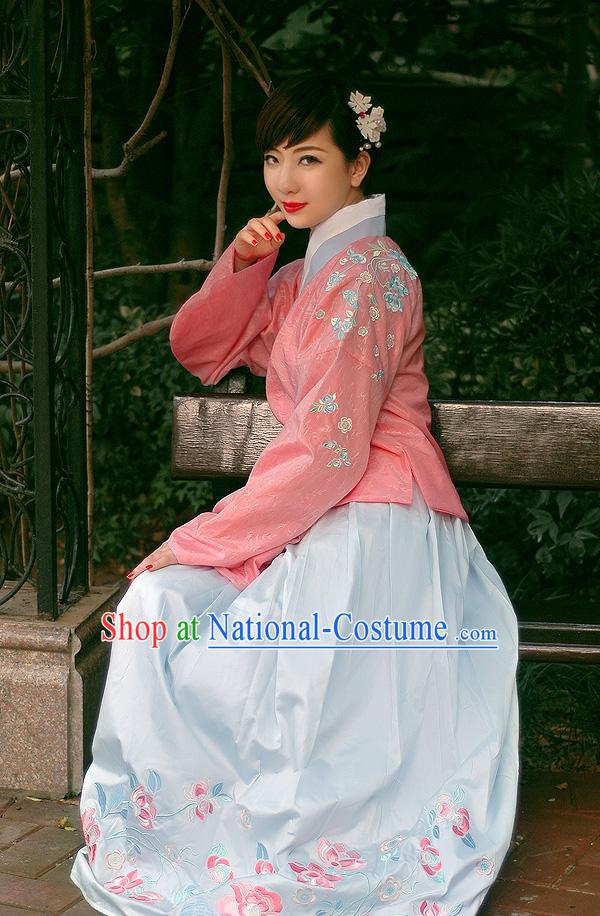 Ming Dynasty Princess Embroidered Hanfu Clothing Complete Set