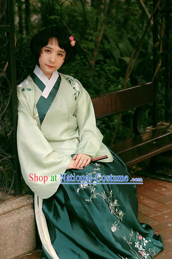 China Ancient Clothing for Women