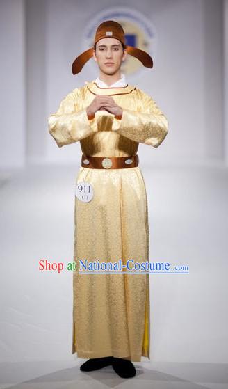 Ancient Chinese Tang Dynasty Men Clothing and Hat