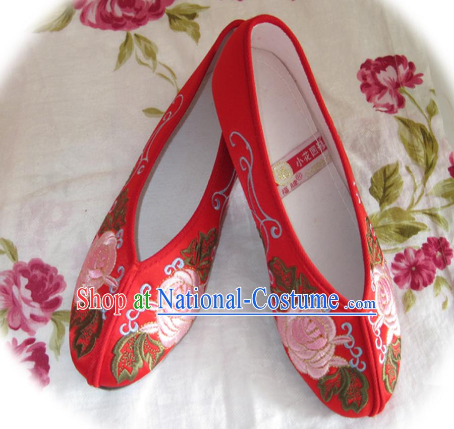 Chinese Red Flower Embroidery Shoes