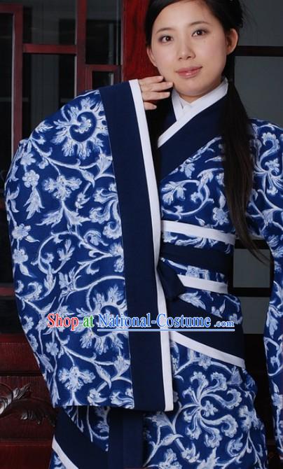 Chinese Blue and White Quju Inform Wear Set