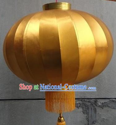 Traditional Chinese Golden  Lantern