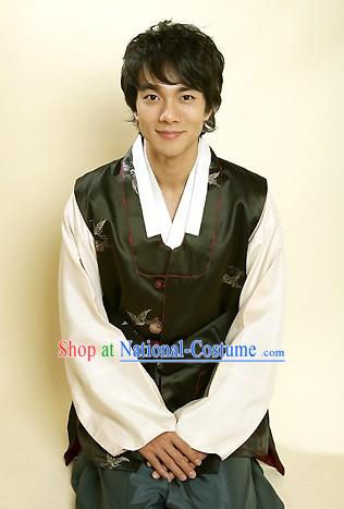 Traditional Korean Hanbok Coat Set for Men