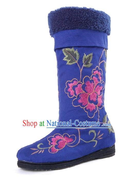 Chinese Handmade Qian Ceng Sole Folk Embroidered Boots