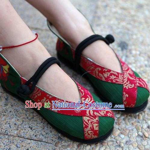 Traditional Chinese Handmade Dancing Cloth Shoes