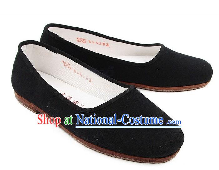 Chinese Classic Handmade Bu Ying Zhai Black Cloth Shoes for Women