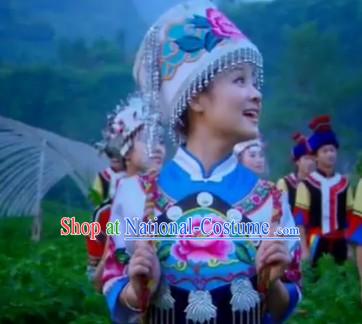 Chinese Ayouduo Folk Minority Clothing and Hat Set