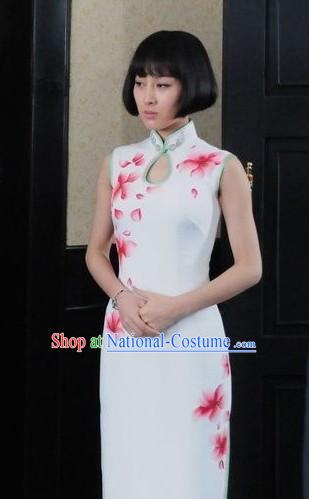 Traditional Chinese Silk White Qipao