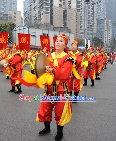 Traditional Chinese Gong Player Costume