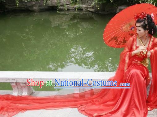 Traditional Chinese Red Bride Wedding Dress and Hair Accessories