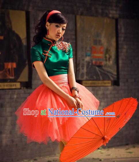 Traditional Chinese Umbrella Dance Costumes