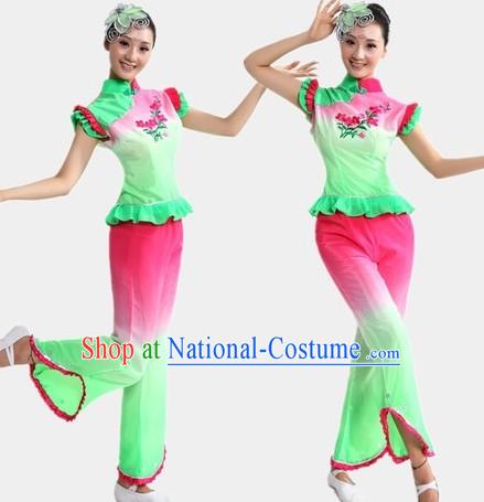 Traditional Chinese Fan Dance Costume for Women