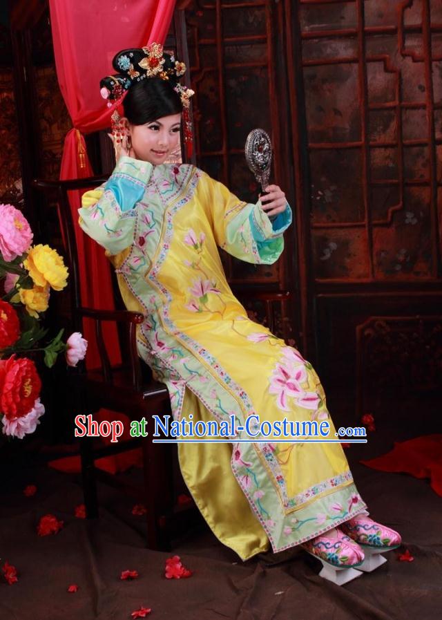 Chinese Classical Big Family Embroidered Lady Clothes