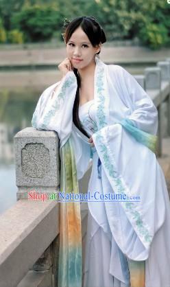 Ancient Chinese Beauty White Han Fu Clothing and Headpiece for Women