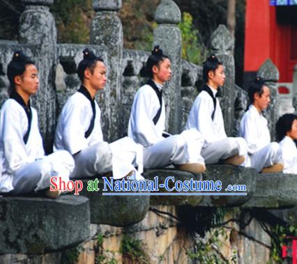 Daoist Priest Students Clothing and Headpiece