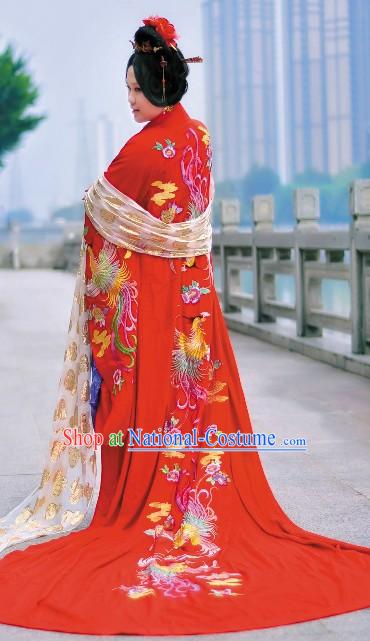 Ancient Chinese Tang Dynasty Embroidered Phoenix Wedding Dress and Headpiece