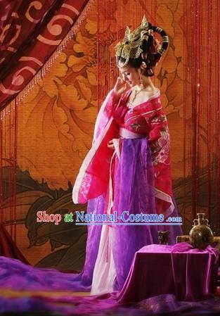 Ancient Chinese Empress Costume and Hair Accessories