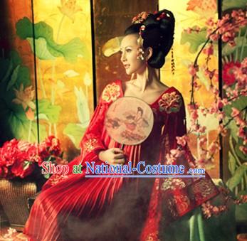 Ancient Chinese Empress Costume and Hair Accessories