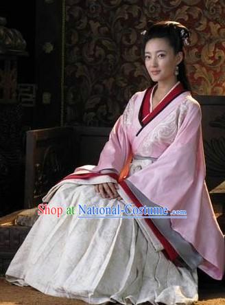 Ancient Han Dynasty Palace Lady Costume and Hair Accessories for Women