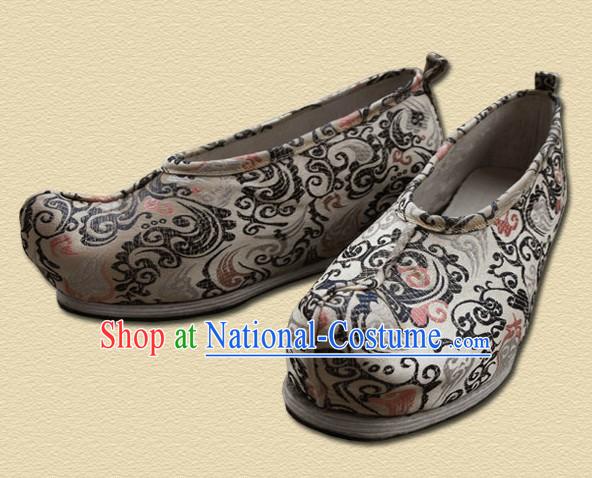 Traditional Chinese Handmade Hanfu Shoes for Men