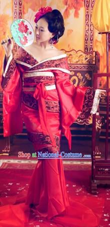 Traditional Chinese Beautiful Bride Wedding Garment Complete Set