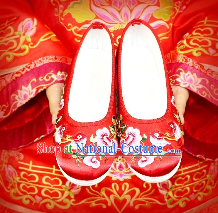 Chinese Classical Embroidered Cloth Wedding Shoes for Women