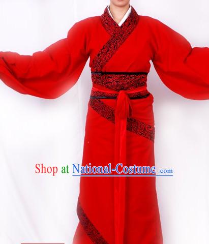 Ancient Chinese Han Dynasty Garment for Women