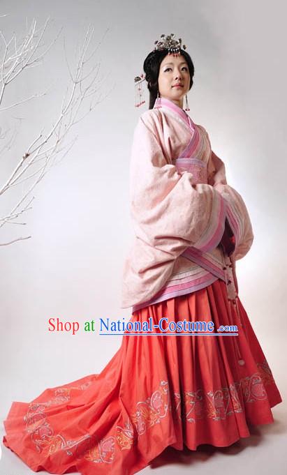 Ancient Chinese Han Dynasty Clothing for Women